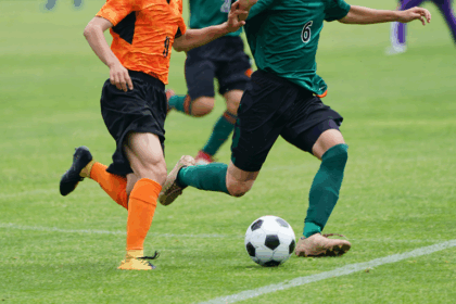 爪下血腫の原因